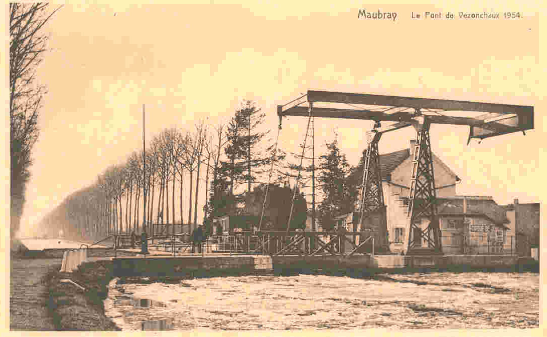 maubray_pont_de_vezonchaux_1954.JPG