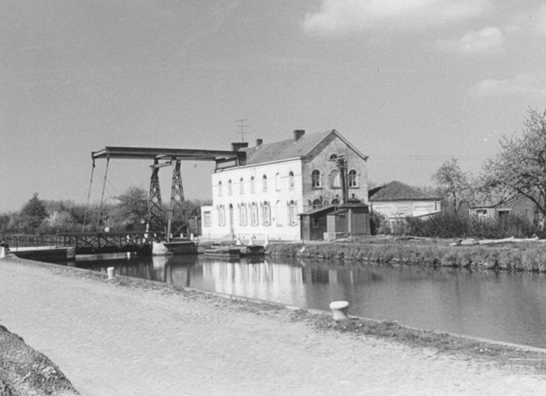aronde_1.jpg